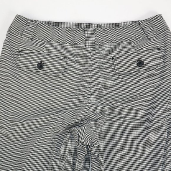 Larry Levine Gingham Knee Shorts, Short Capri Pants - Picture 5 of 5